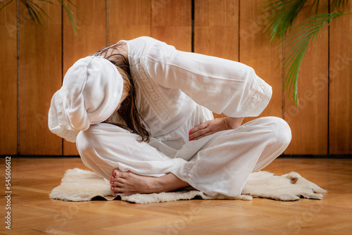 Kundalini Yoga Kriya for The Back. Back Pain Mudra.