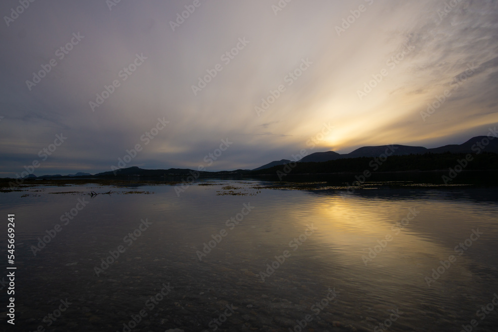 Fototapeta premium Awesome sunlight over the Fjord