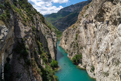 Fototapeta Naklejka Na Ścianę i Meble -  Turquoise river Sulak meandering through rocky forested landscape. Gorge of the mountain river