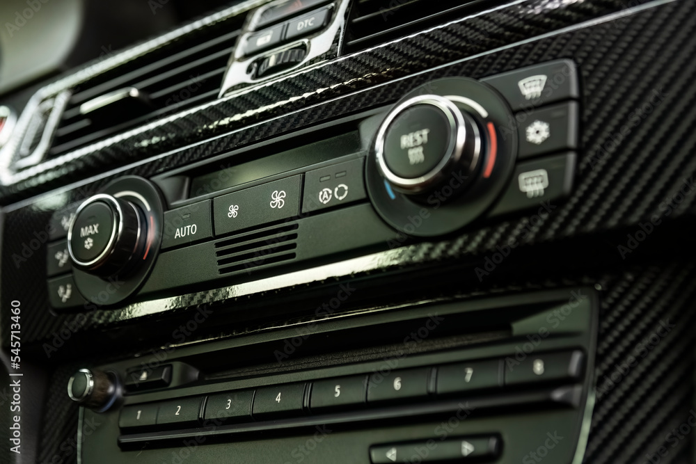 Car radio, cd, air condition