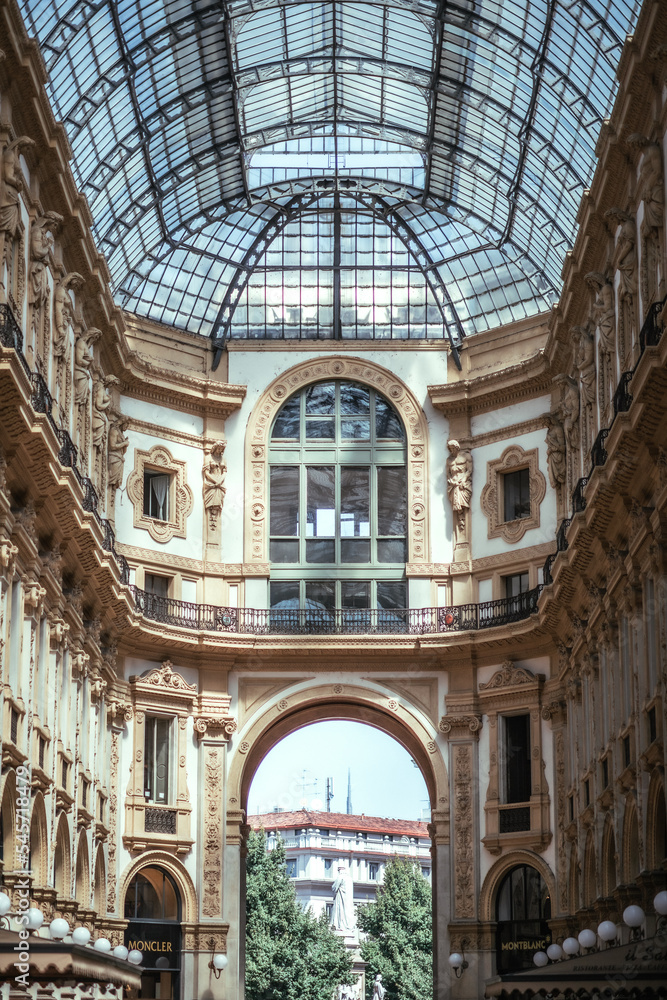 Milano, Italy architecture