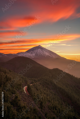 Atardecer increíble hacia el volcán del Teide