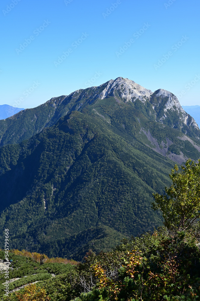 南アルプス甲斐駒ヶ岳と摩利支天の秋 南アルプス甲斐駒ヶ岳と摩利支天の秋