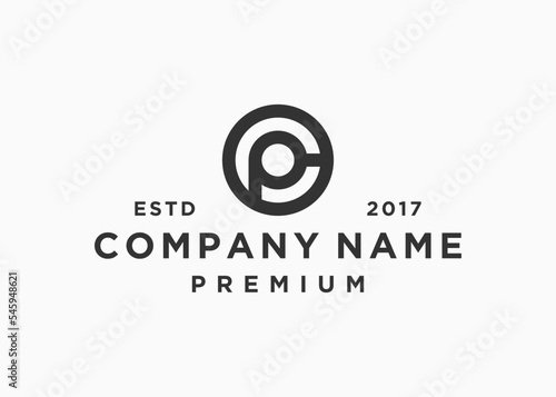 Foto letter cp circle logo design vector illustration template