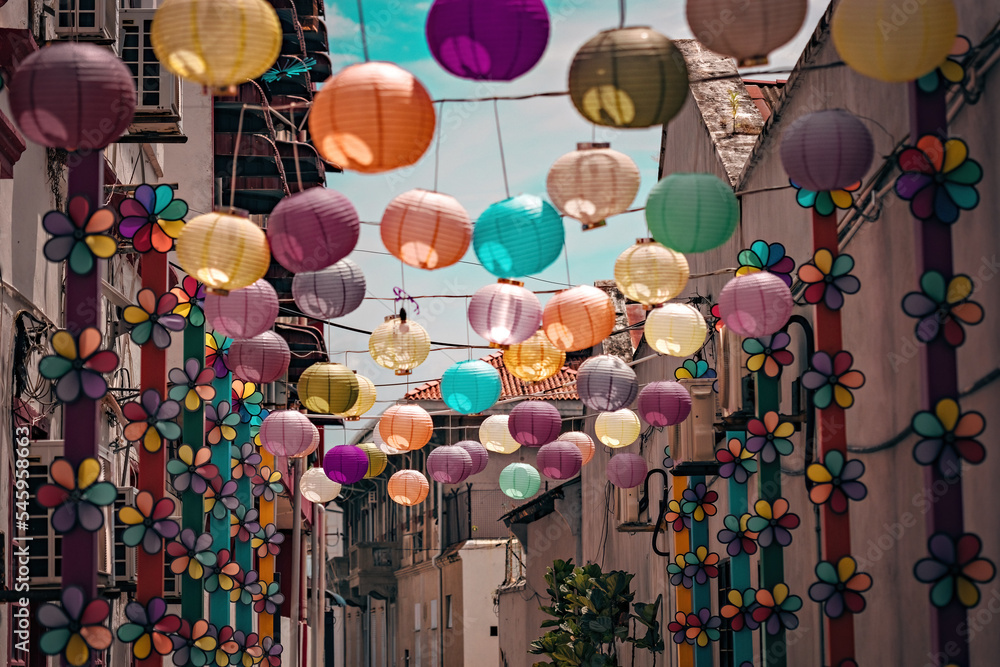 Obraz premium Colorful Chinese lanterns on the street of George Town, Penang. Preparation for Chinese New Year