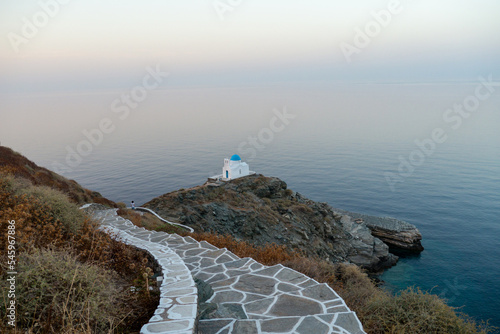 Petite chapelle à Kastro sur l'île de Milos - Cyclades