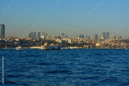 Bosphorus of İstanbul © Okyay