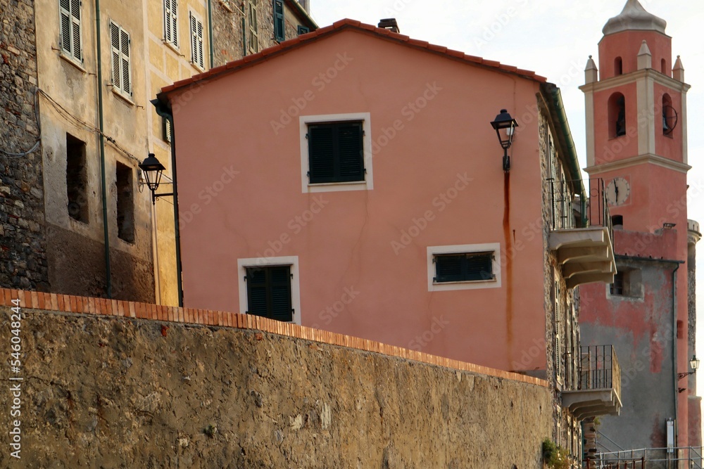 narrow street