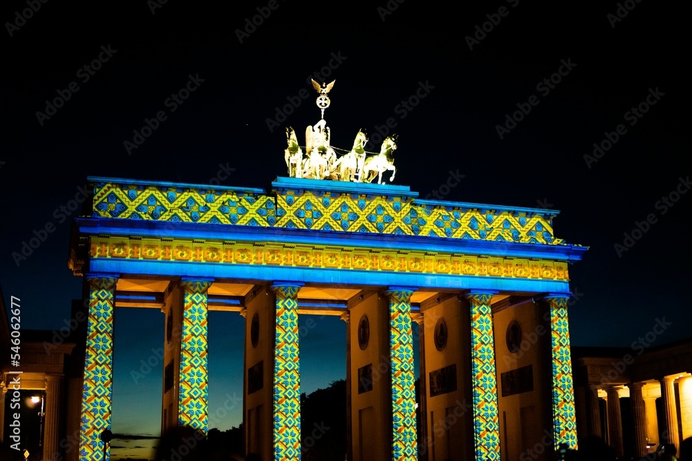 Naklejka premium The Brandenburg Gate in Berlin. Festival of Lights
