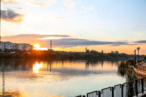 View of beautiful lake in c...
