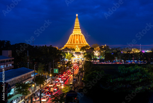 Phra Phathom Jedi, The beautiful largest pagoda in Nakhon Pathom province, Thailand.