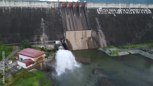 hydroelectric power station dam