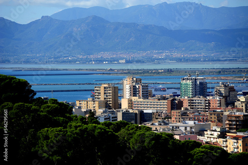 Veduta del Porto di Cagliari