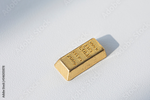 a 1 miniature gold bar photo