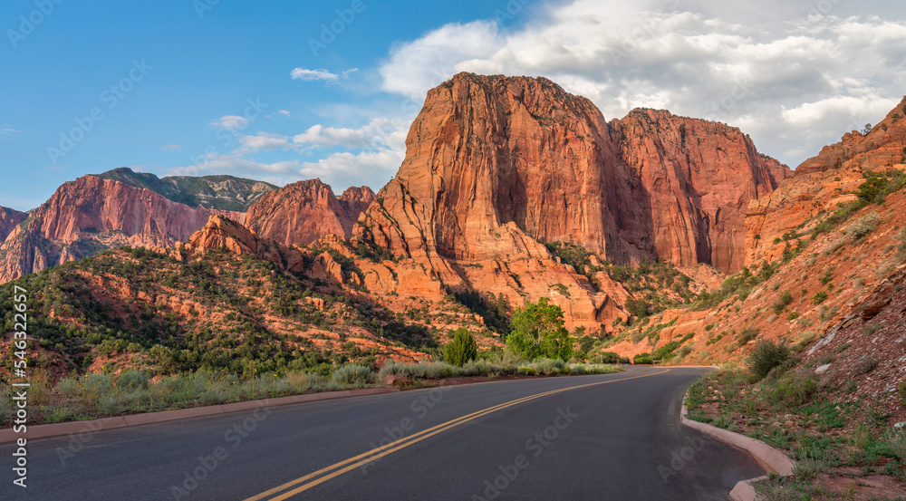Lee Pass in Kolob Canyons, Zion National Park, Utah Lee Pass in Kolob Canyons, Zion National Park, Utah