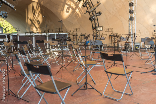 An empty stage before the orchestra performance