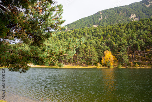 Obraz na płótnie Lake Engolasters in Andorra. Beautiful landscape. w salonie