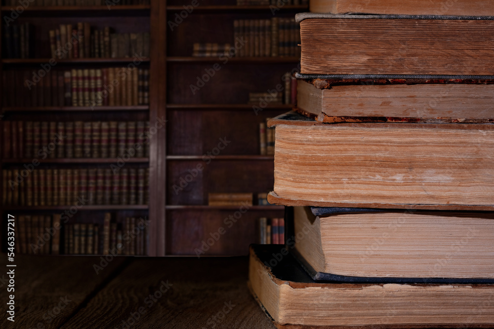Fototapeta premium old books, antique library background