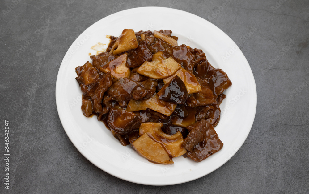 Beef with bamboo and mushrooms. Typical dish of Chinese cuisine