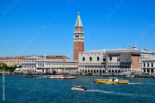 Murais de parede Venice, Italy. The Bell tower of Saint-Mark in Venice, Italy