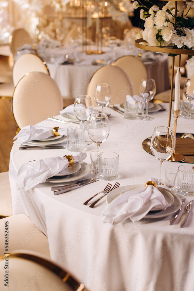 wedding table setting