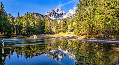 Принти на полотні Der Almsee in der Hofalm in Filzmoos