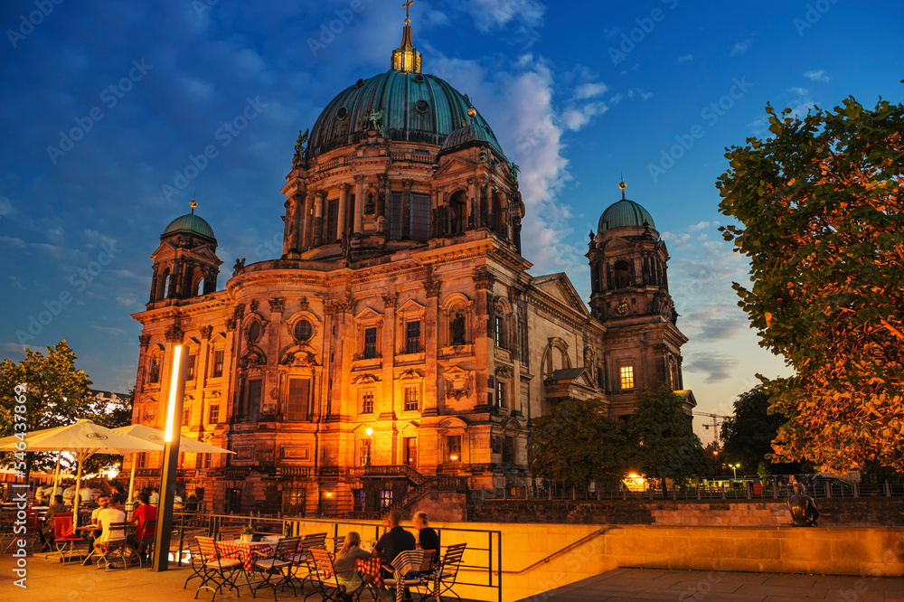 Night view of Berlin Cathedral.