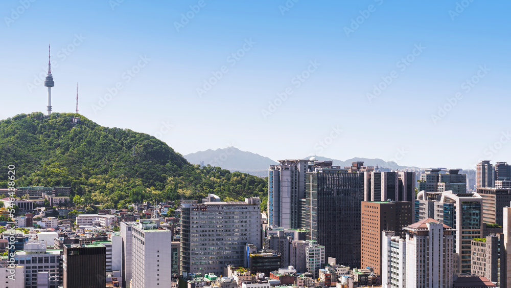 남산과 서울 중구 명동의 도시풍경