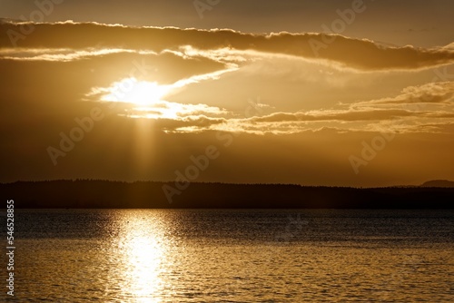 Sidney Sunrise, Sidney, BC Canada © David Hutchison/Wirestock Creators