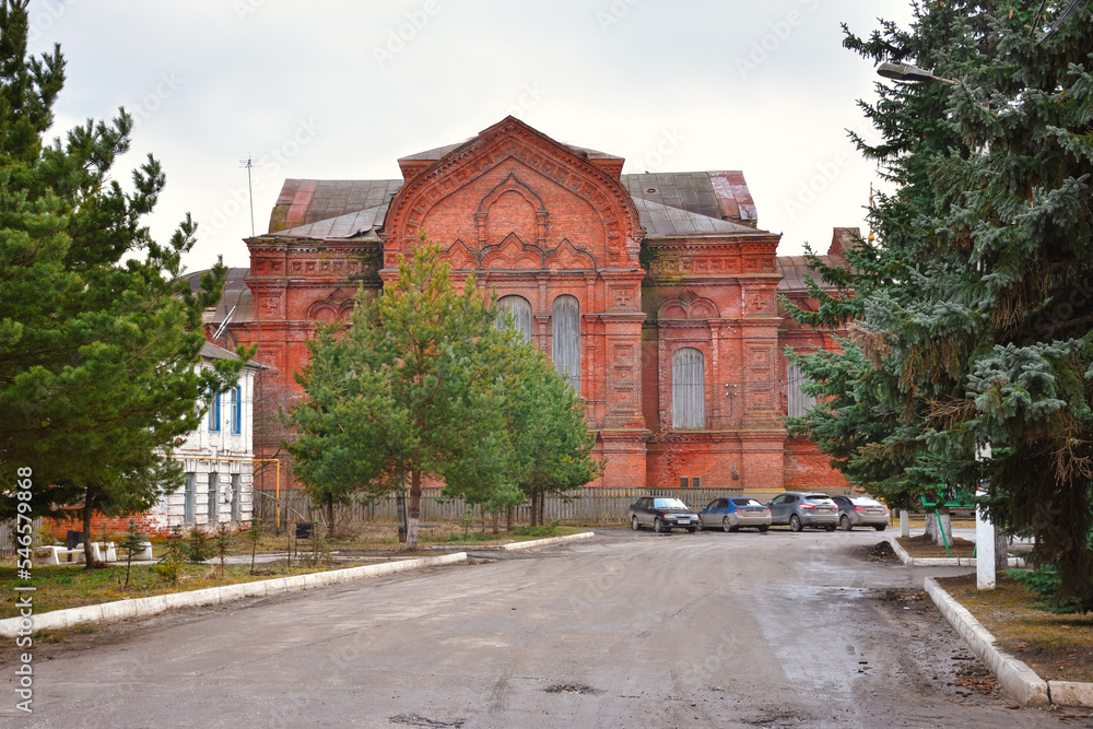 Fototapeta premium Yuryev-Polsky / Russia - March 7, 2020: Trinity Cathedral near monastery, Trinity Cathedral in Yuryev-Polsky