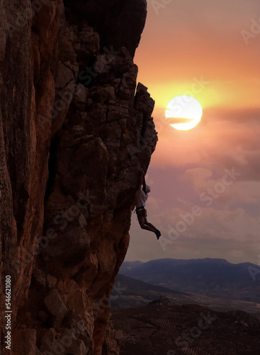 
EPIC CLIMBING IN THE MOUNTAIN SUNSET