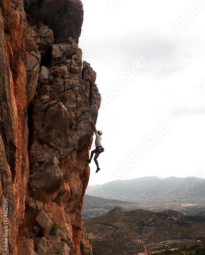 
EPIC CLIMBING IN THE MOUNTAIN CLOUDY DAY