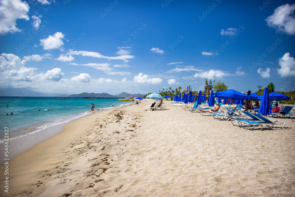 Nevis: Pinney´s Beach - Saint Kitts and Nevis Nevis: Pinney´s Beach - Saint Kitts and Nevis