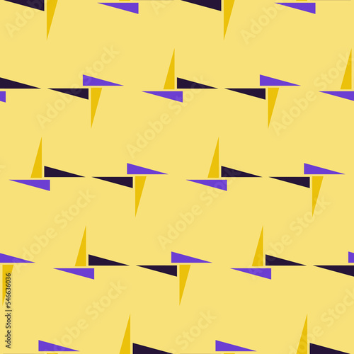 Bright grouped triangles pattern