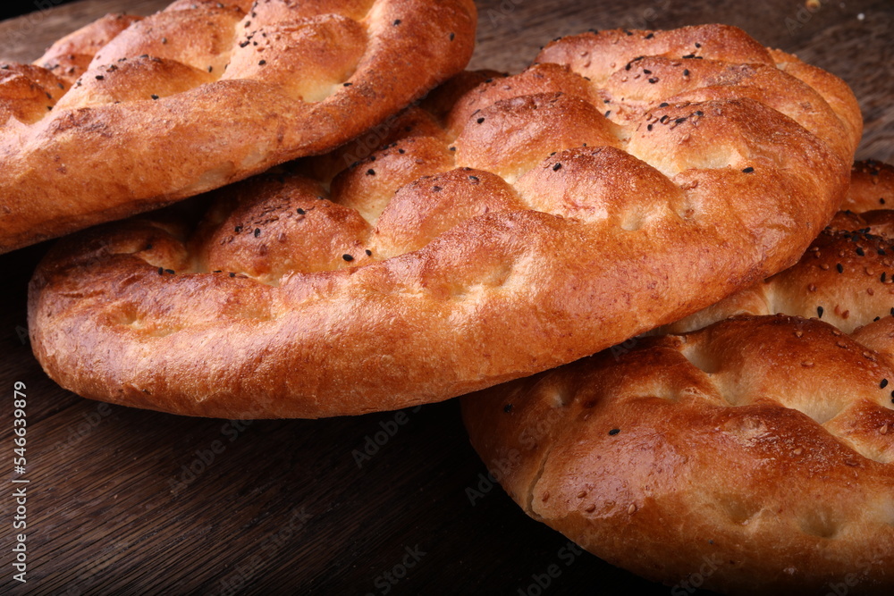 turkish bread ramazan pidesi