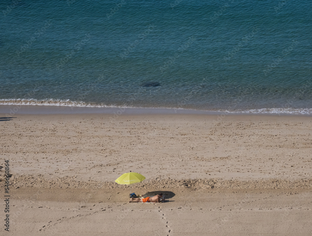 Obraz premium guy on the beach
