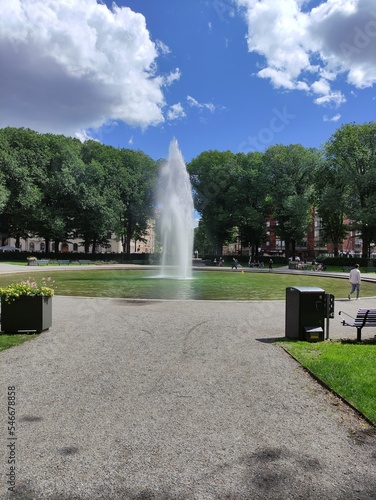 fountain in the park © Ewelina