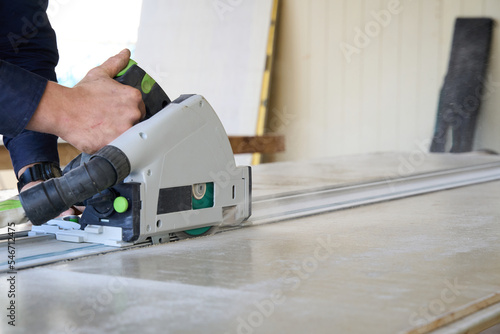 Power saw