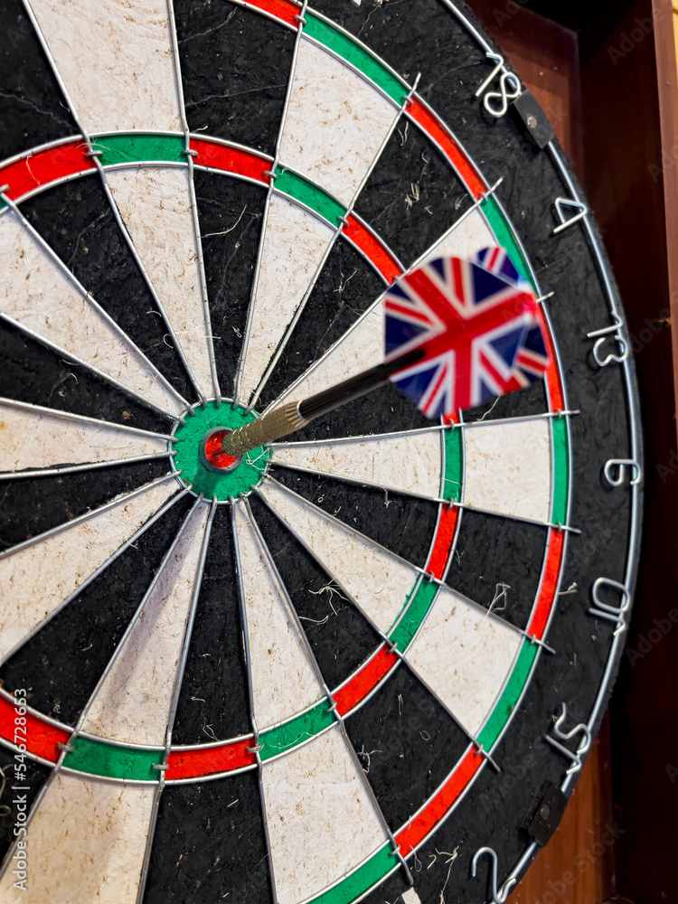 Dart Board With English Union jack Flag UGC Dart Board With English Union jack Flag UGC