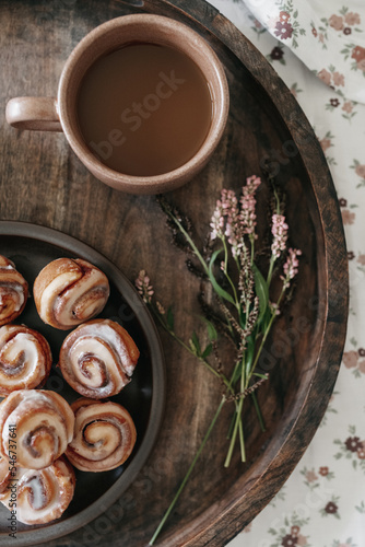 Wallpaper Mural Breakfast in bed Torontodigital.ca