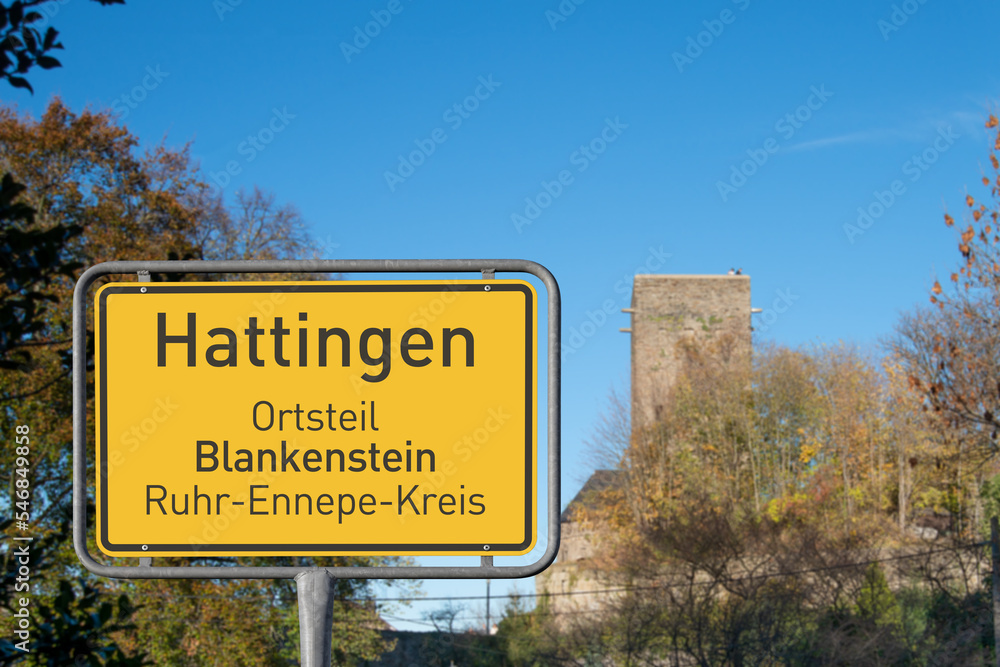 Ortsteil Blankenstein Stadt Hattingen mit Burg im Hintergrund, (Symbolbild)