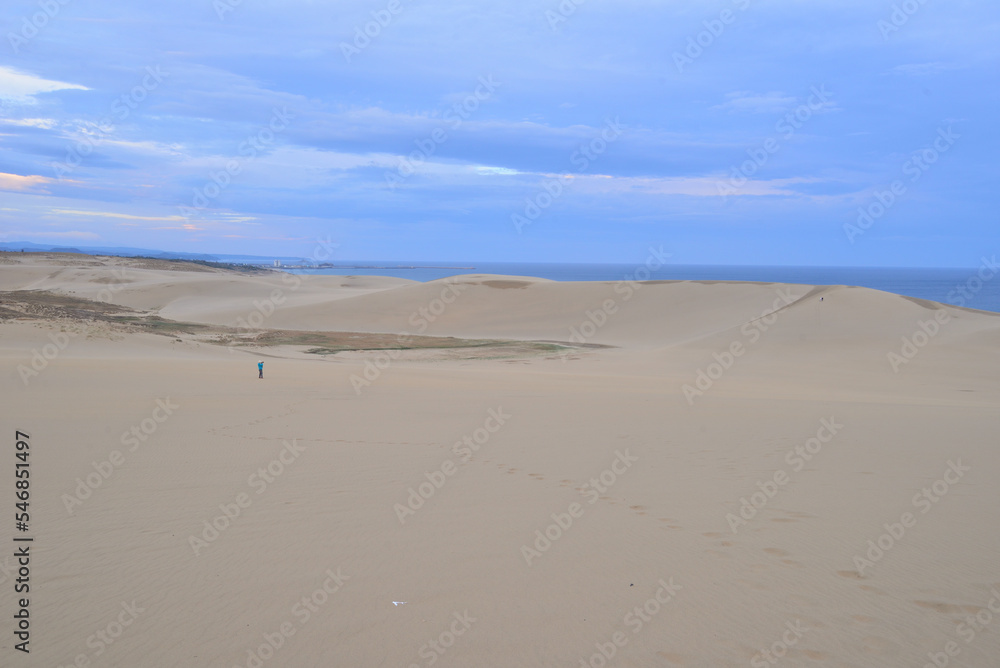夜明けの鳥取砂丘 Tottori sand dunes at dawn Japan 夜明けの鳥取砂丘 Tottori sand dunes at dawn Japan