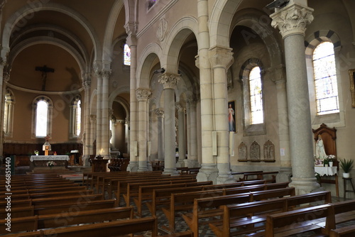 L'église Saint Symphorien, village de Trévoux, département de l'Ain, France