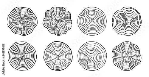 Tree ring wood circle set. Hand drawn tree ring pattern, line ripple circle wood texture. Wood organic slice line design. Vector illustration.