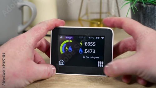 Using a gas and electric smart meter