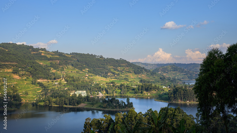 Fototapeta premium Lake Bunyonyi on a sunny day in June