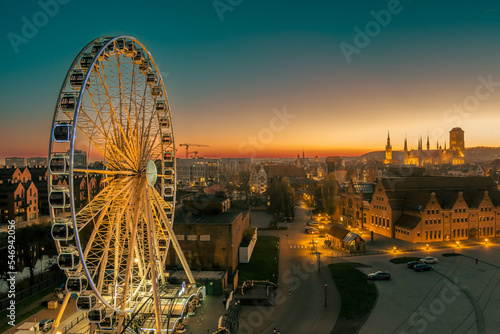 wheel at night