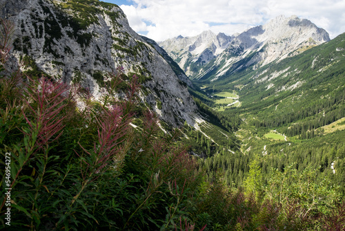 Blick ins Karwendeltal photo