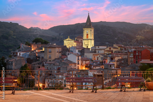 Photos Novara di Sicilia, Sicily, Italy