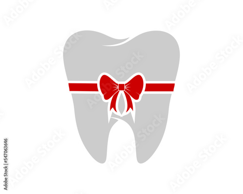 Tooth with ribbon in the middle